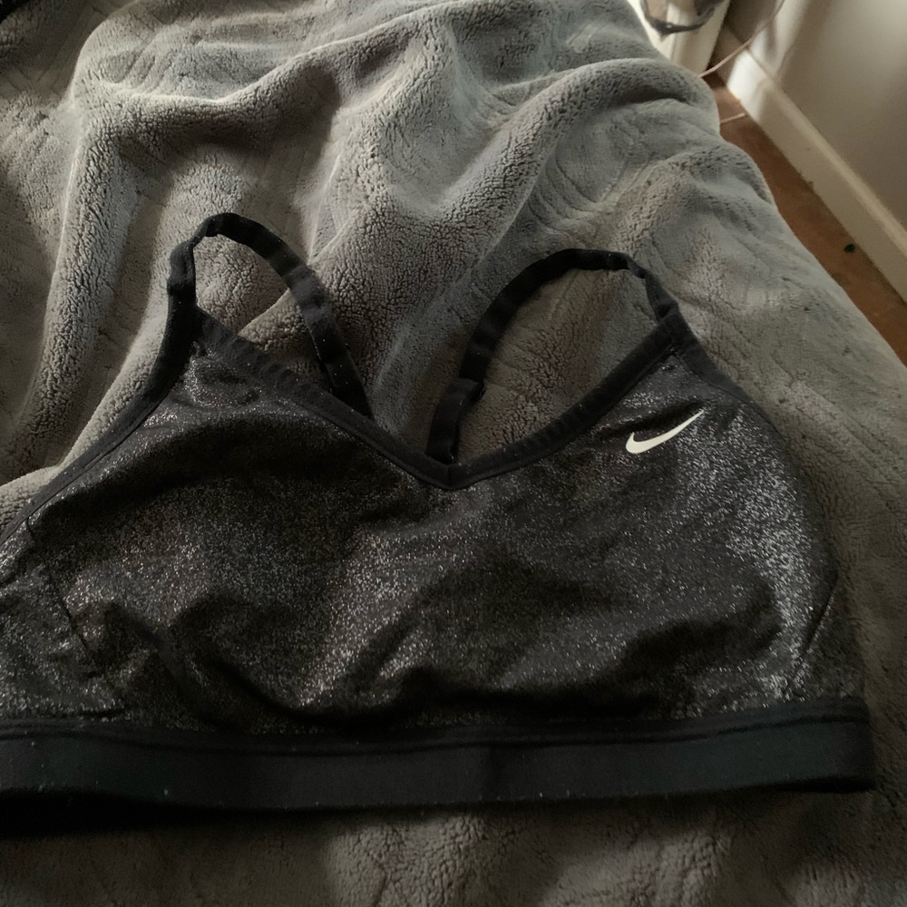 Only been worn a few times in good condition